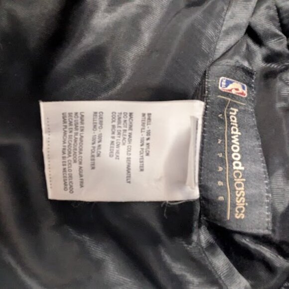 Mitchell & Ness Hardwood Classics New York Knicks Reversible Jacket – Black/Blue - Picture 15 of 16